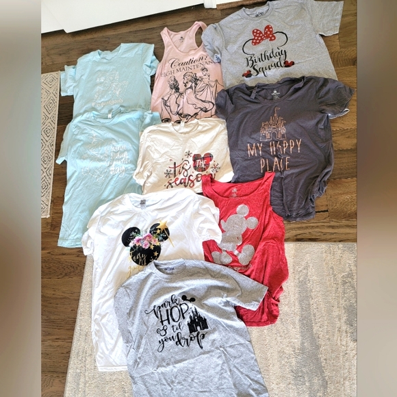 Disney Tops - Set of 10 Disney Parks Walt Disney World Graphic Tees Size Medium